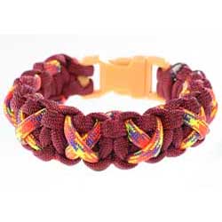 Crisscrossed Solomon paracord bracelet final product